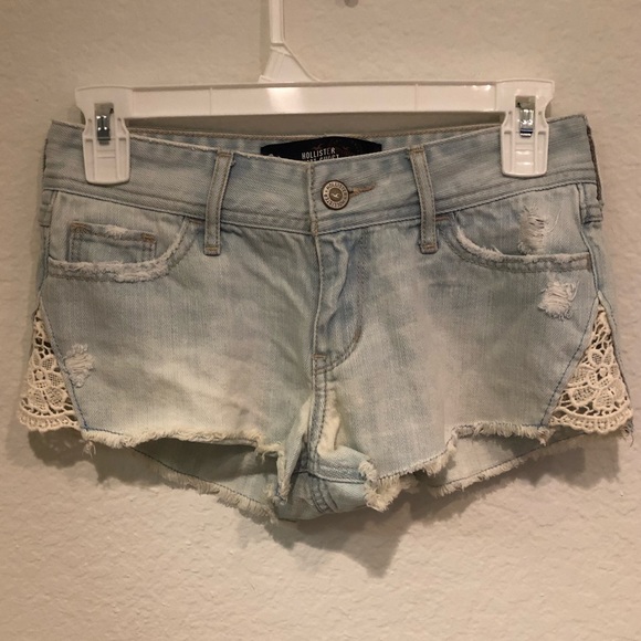 Hollister Jean Shorts With Lace Edges - Picture 1 of 4